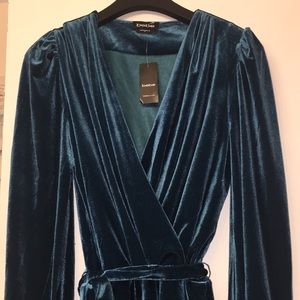 Long Sleeve Blue Velvet Knee Length Dress